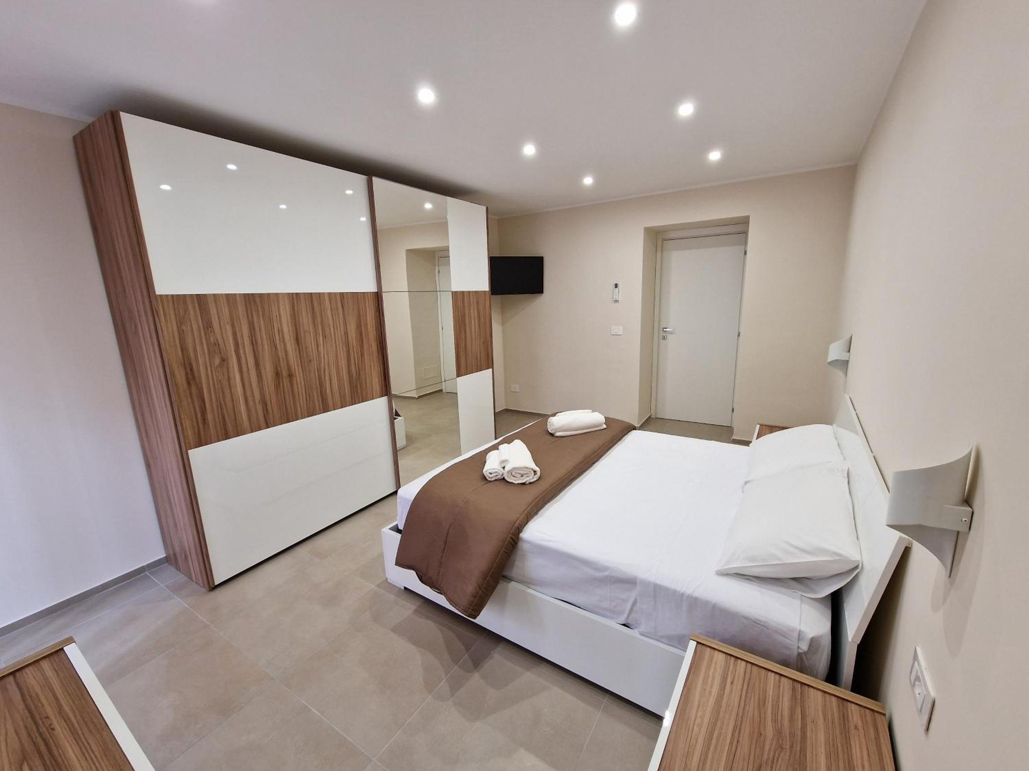 Apartment A&g